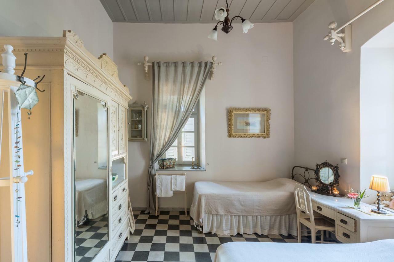 Dellagracia Mansion In Poseidonia Syros Vila Posidhonía Exterior foto