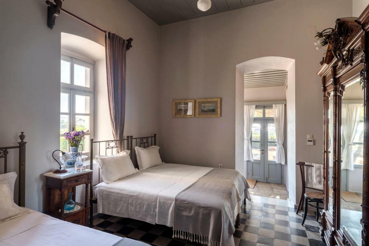 Dellagracia Mansion In Poseidonia Syros Vila Posidhonía Exterior foto